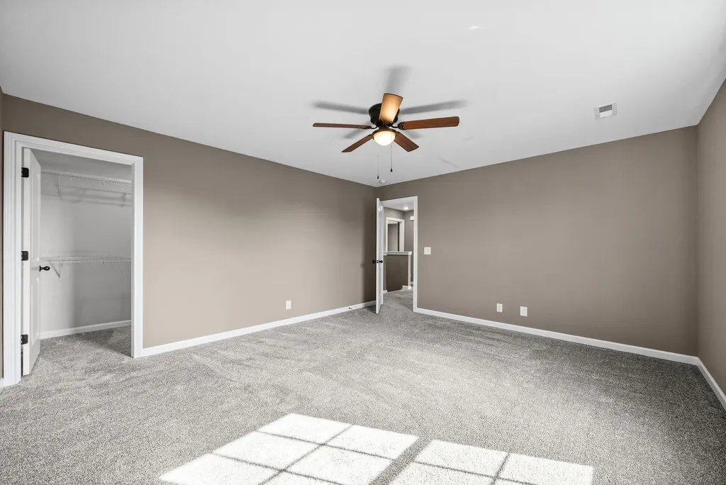 1483 Kingbird Drive Clarksville TN 37040