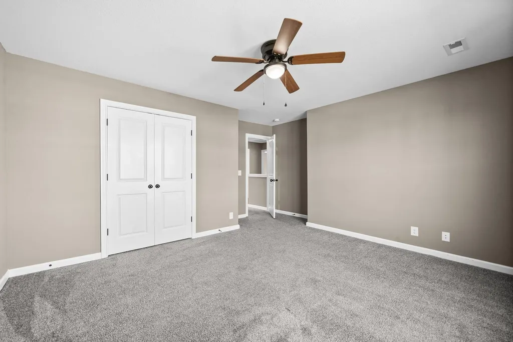 1483 Kingbird Drive Clarksville TN 37040