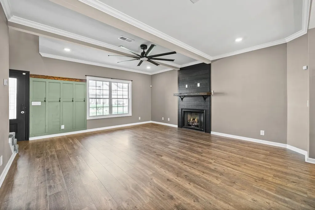 1483 Kingbird Drive Clarksville TN 37040