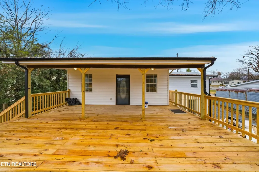 425 Cumberland Avenue Athens TN 37303