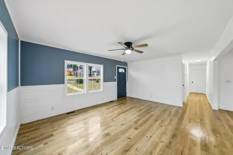 425 Cumberland Avenue Athens TN 37303