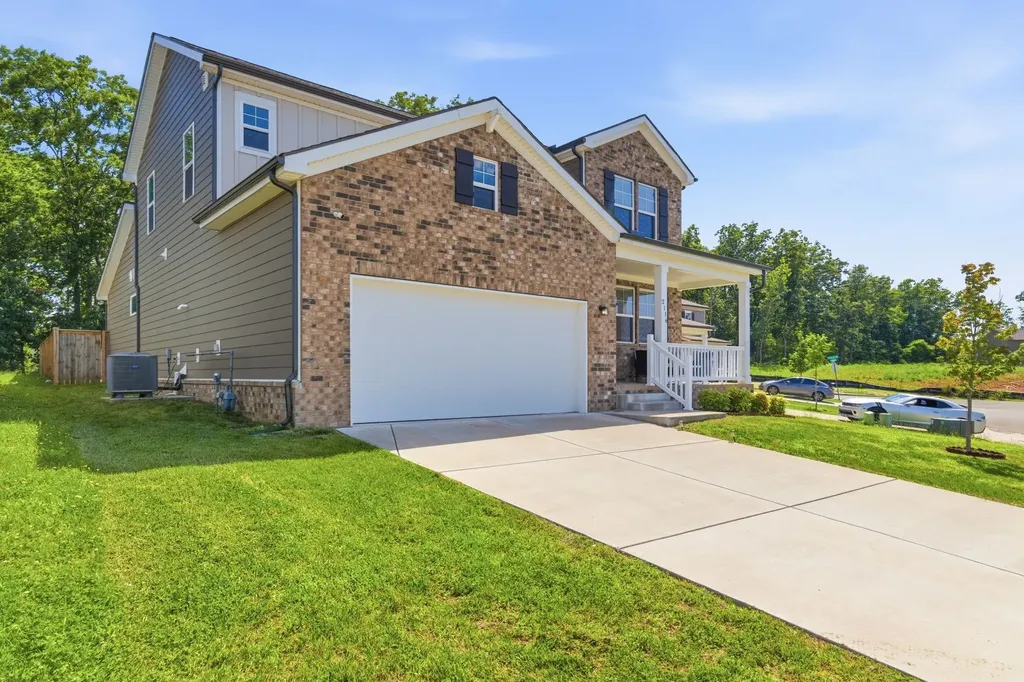 2116 Postings Point Antioch TN 37013