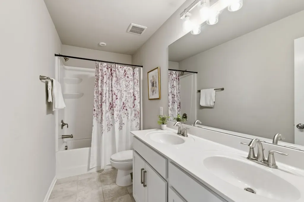 2116 Postings Point Antioch TN 37013