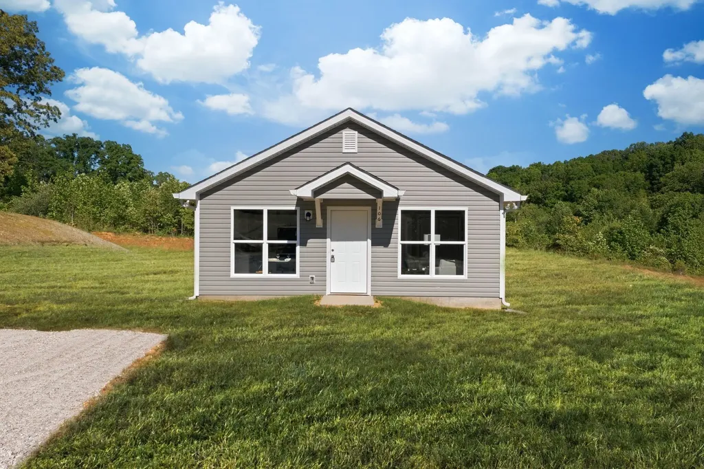 106 Hill Place Dickson TN 37055