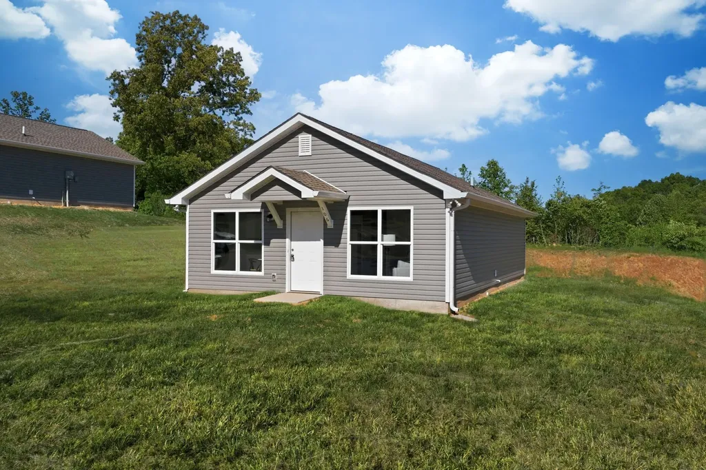 106 Hill Place Dickson TN 37055