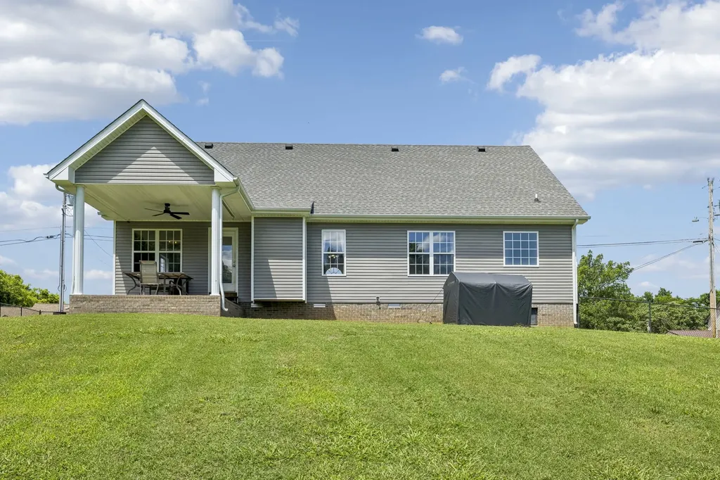 1464 Rustys Lane Clarksville TN 37042