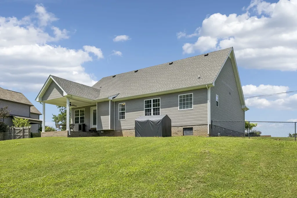 1464 Rustys Lane Clarksville TN 37042