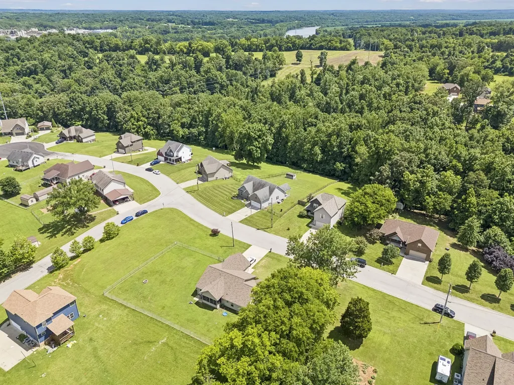 1464 Rustys Lane Clarksville TN 37042