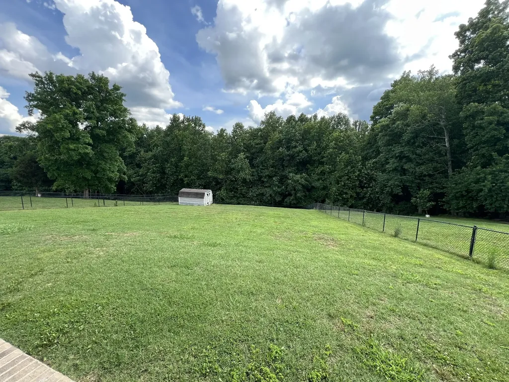 1464 Rustys Lane Clarksville TN 37042