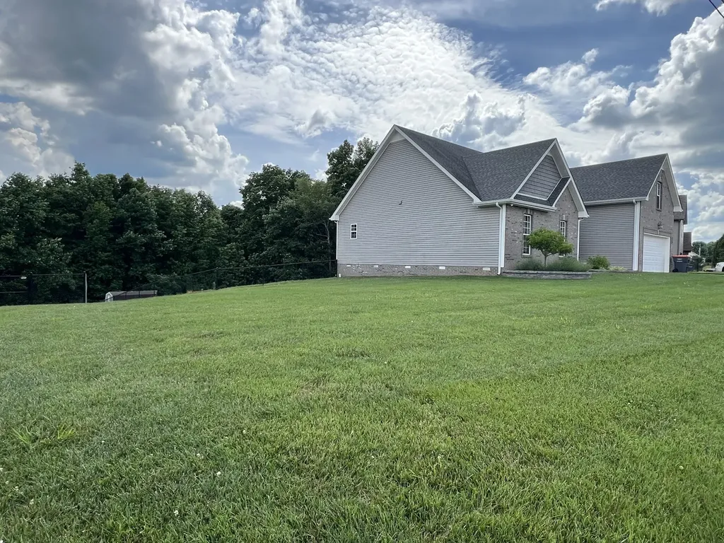 1464 Rustys Lane Clarksville TN 37042