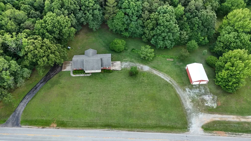 9685 Highway 114 Westport TN 38387