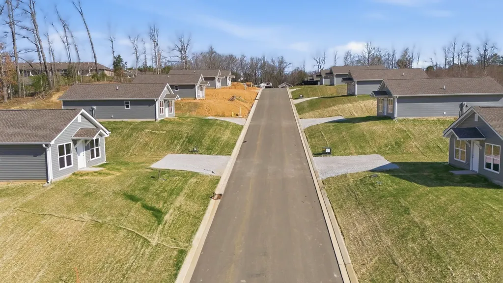 118 Hill Place Dickson TN 37055