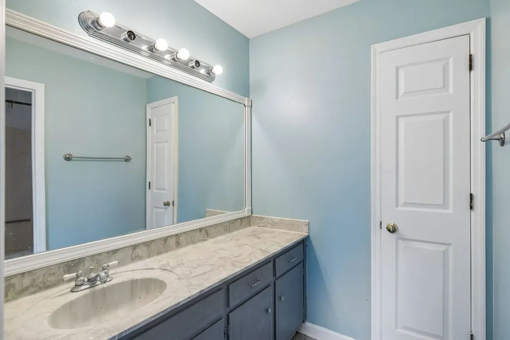 1011 Carla Court Nashville TN 37217