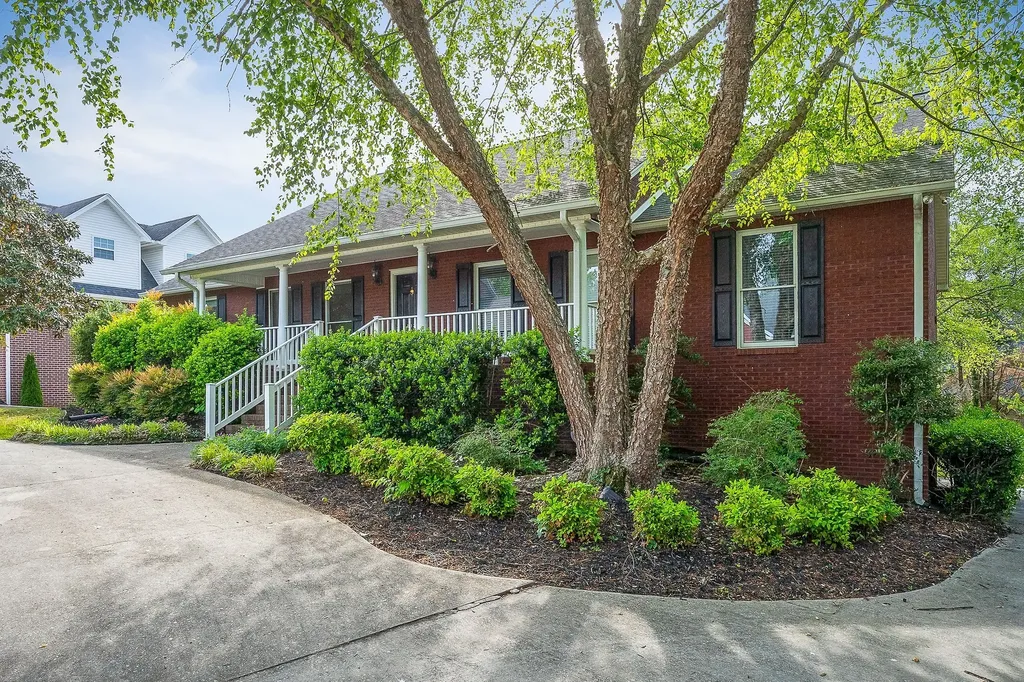 1325 Bridle Path Cookeville TN 38501