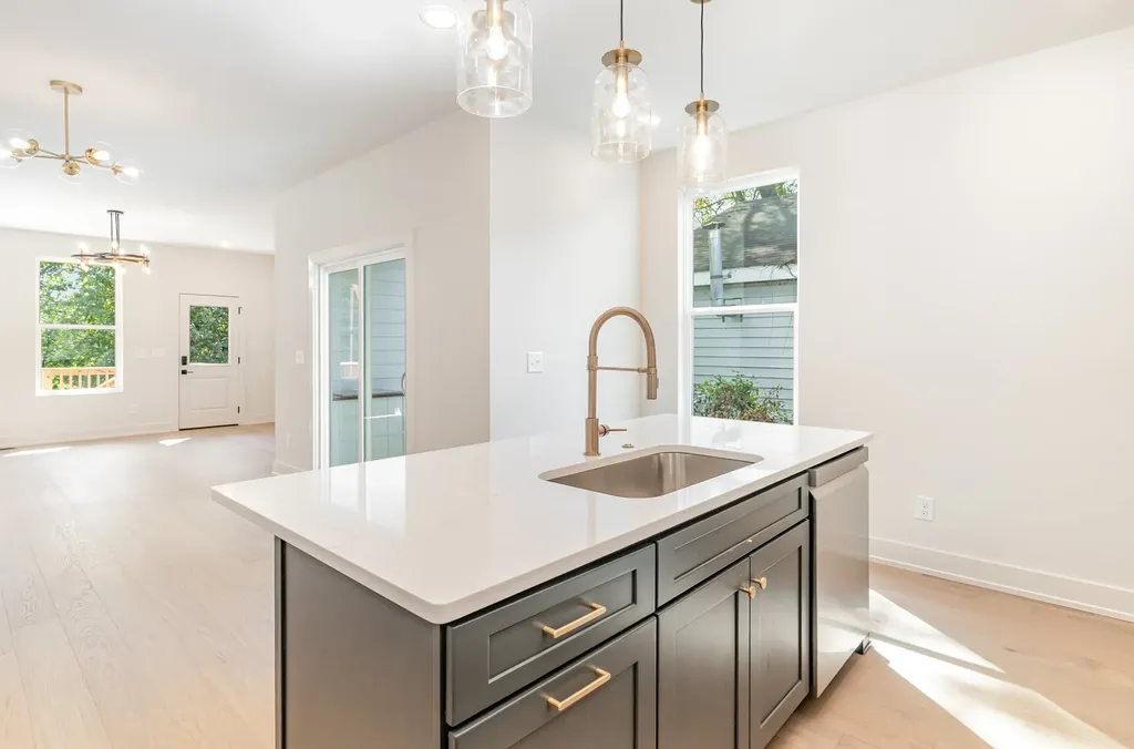 738 23rd Street Nashville TN 37209