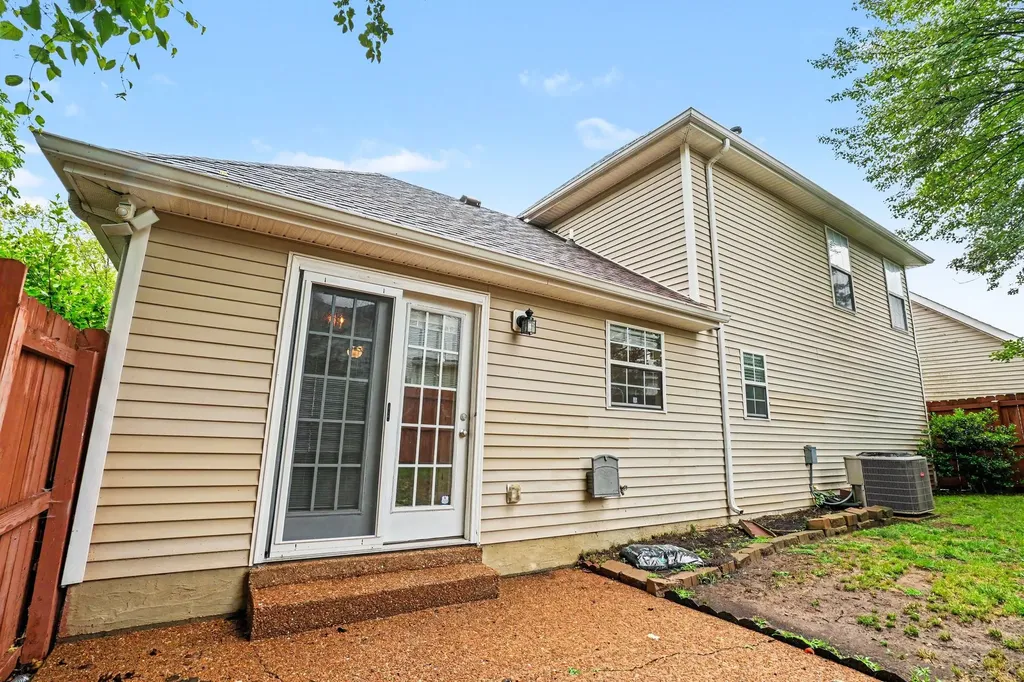 103 Village Court Hendersonville TN 37075