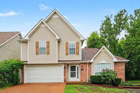 103 Village Court Hendersonville TN 37075