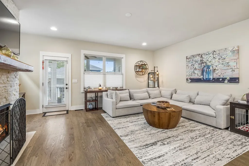 6113C Louisiana Avenue Nashville TN 37209