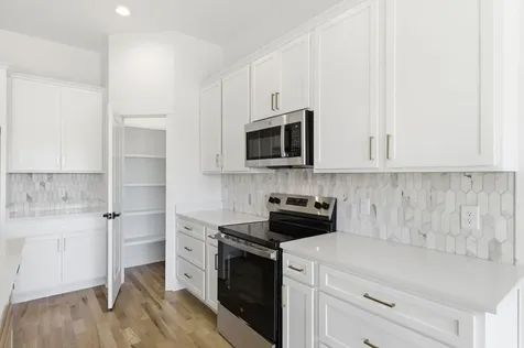 4323 South Garrett Springfield TN 37172