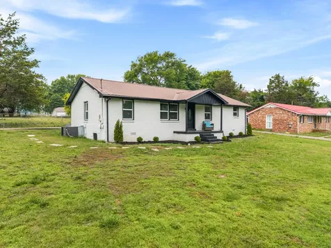 164 Elm Street La Vergne TN 37086
