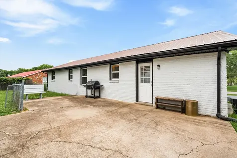 164 Elm Street La Vergne TN 37086
