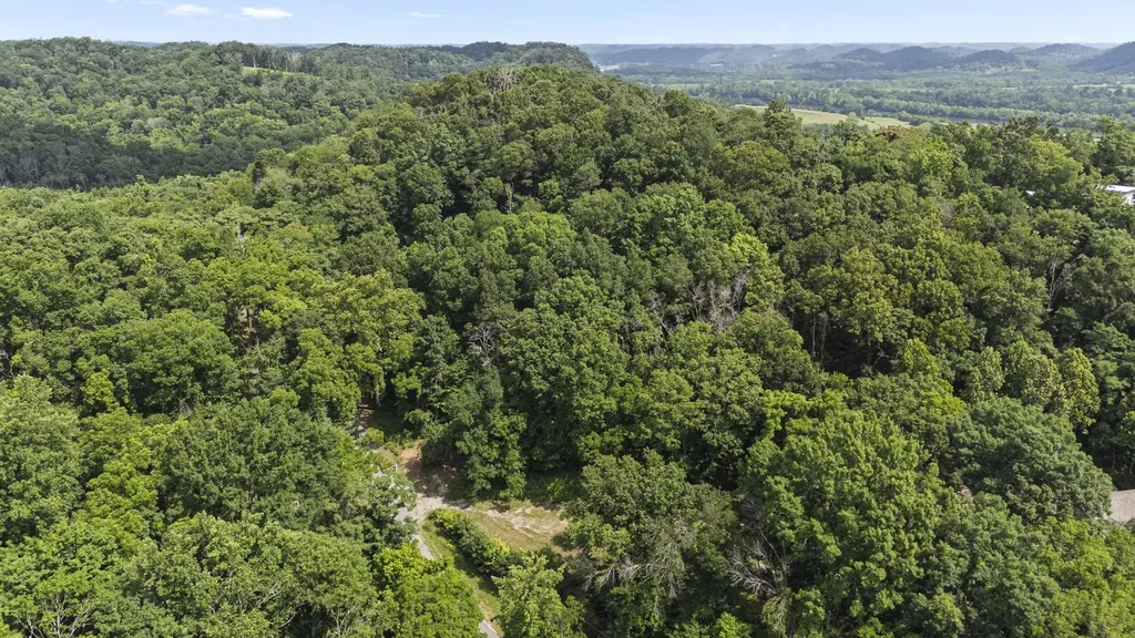 661 Hunters Trail Nashville TN 37209