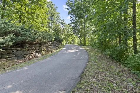 661 Hunters Trail Nashville TN 37209