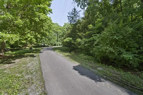 661 Hunters Trail Nashville TN 37209