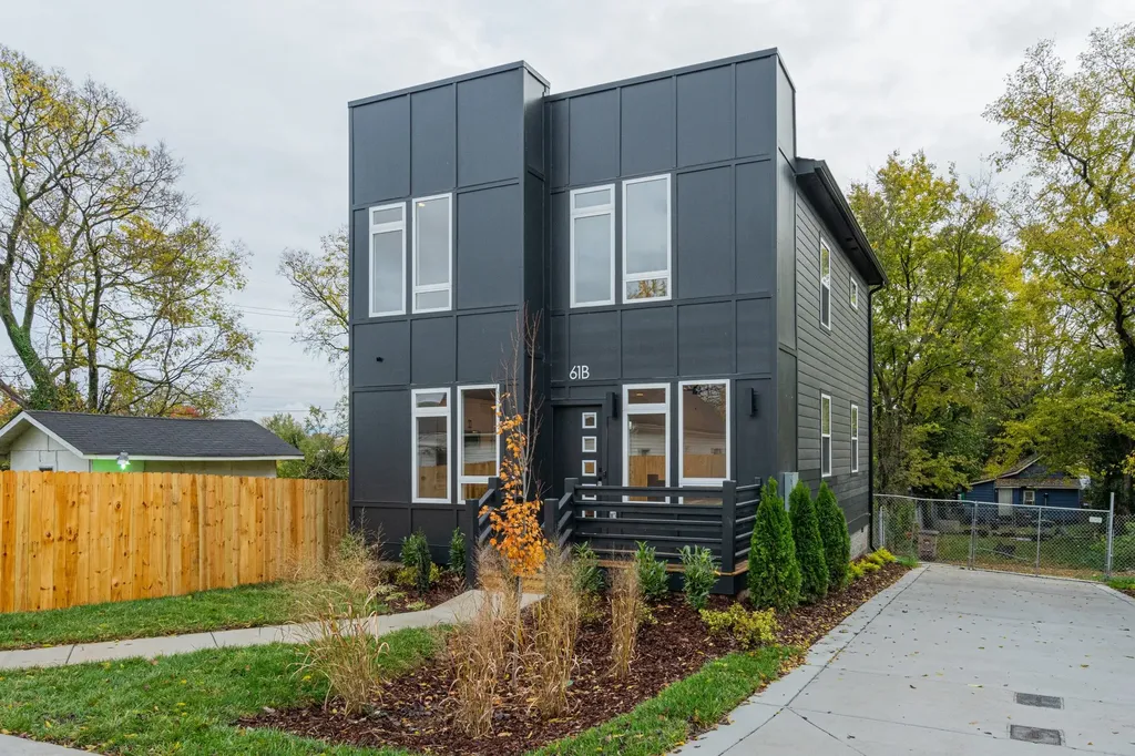 61B Cannon Street Nashville TN 37210
