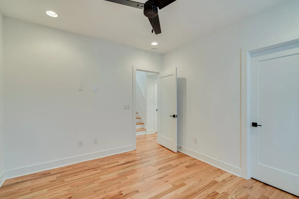 61B Cannon Street Nashville TN 37210