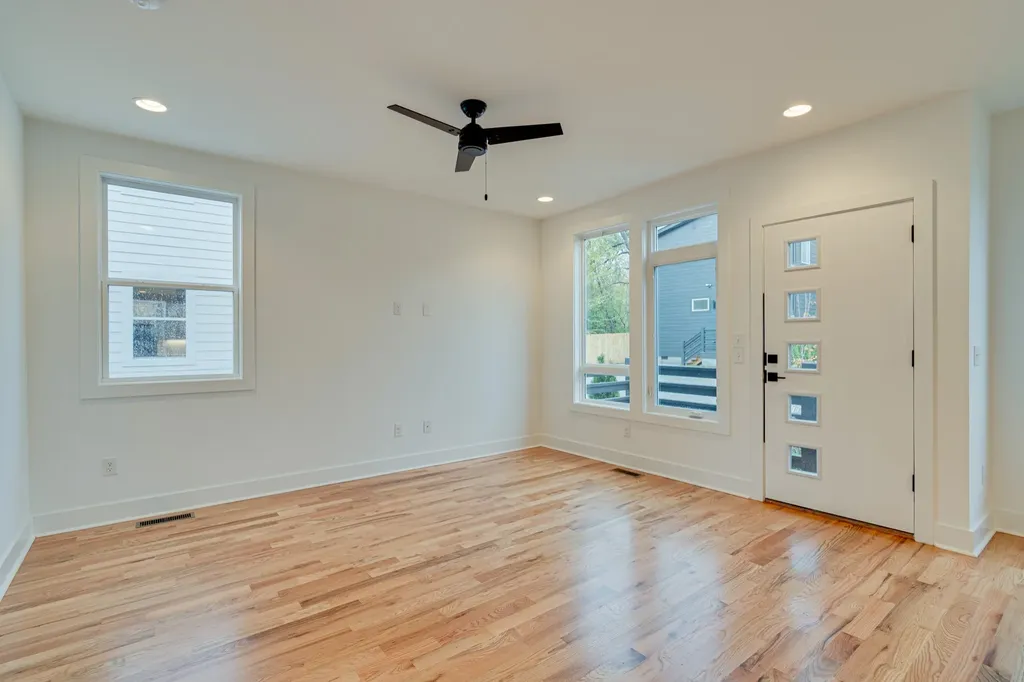 61B Cannon Street Nashville TN 37210