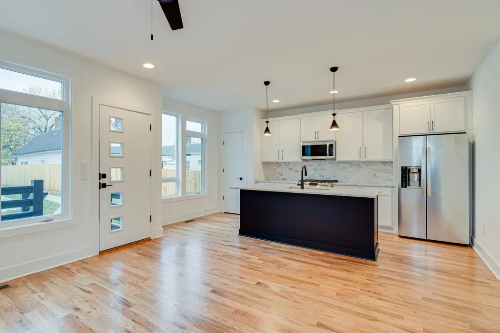 61B Cannon Street Nashville TN 37210