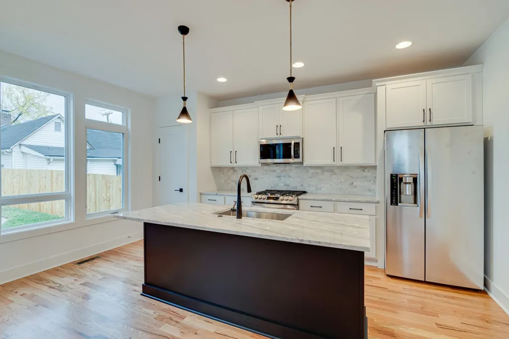 61B Cannon Street Nashville TN 37210