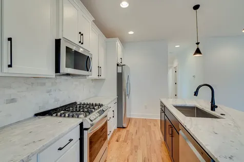 61B Cannon Street Nashville TN 37210