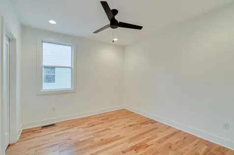 61B Cannon Street Nashville TN 37210