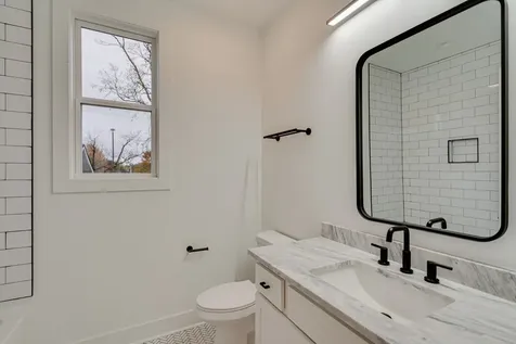 61B Cannon Street Nashville TN 37210