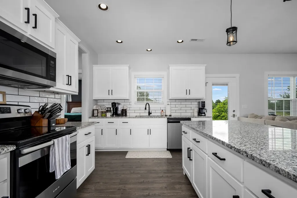 148 Oak Tree Drive Mcminnville TN 37110