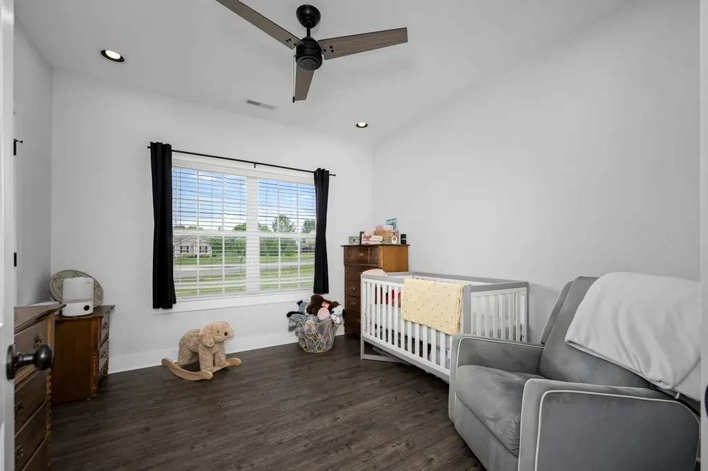 148 Oak Tree Drive Mcminnville TN 37110