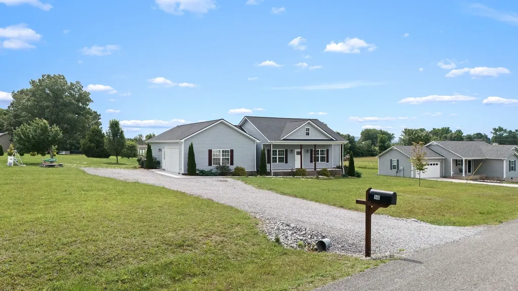 148 Oak Tree Drive Mcminnville TN 37110