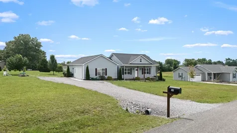 148 Oak Tree Drive Mcminnville TN 37110