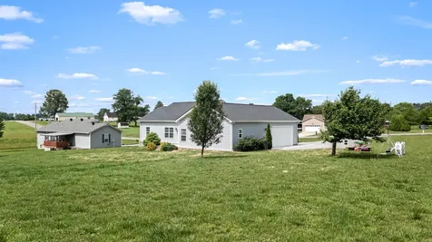 148 Oak Tree Drive Mcminnville TN 37110
