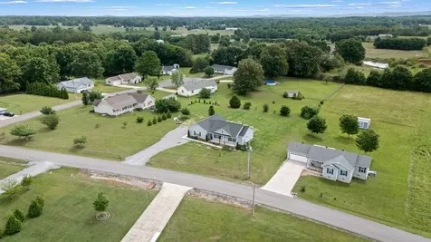148 Oak Tree Drive Mcminnville TN 37110