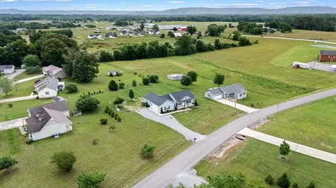 148 Oak Tree Drive Mcminnville TN 37110