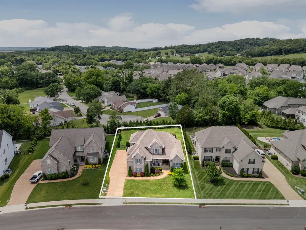 2057 Autumn Ridge Way Spring Hill TN 37174