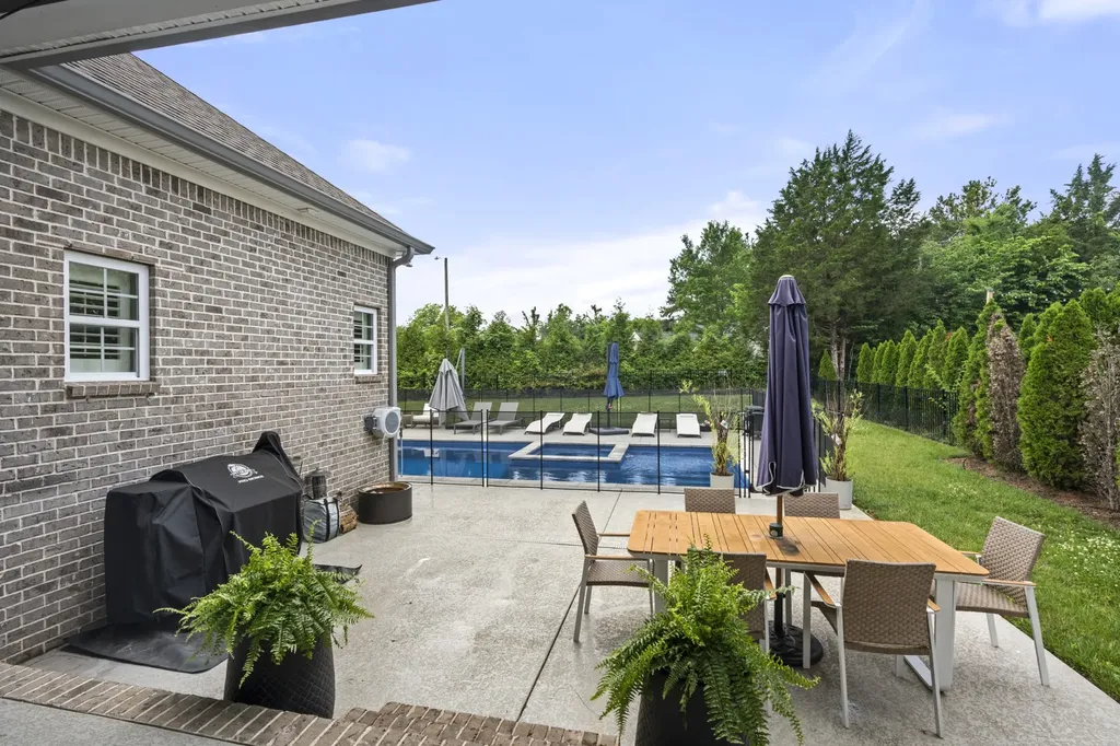2057 Autumn Ridge Way Spring Hill TN 37174