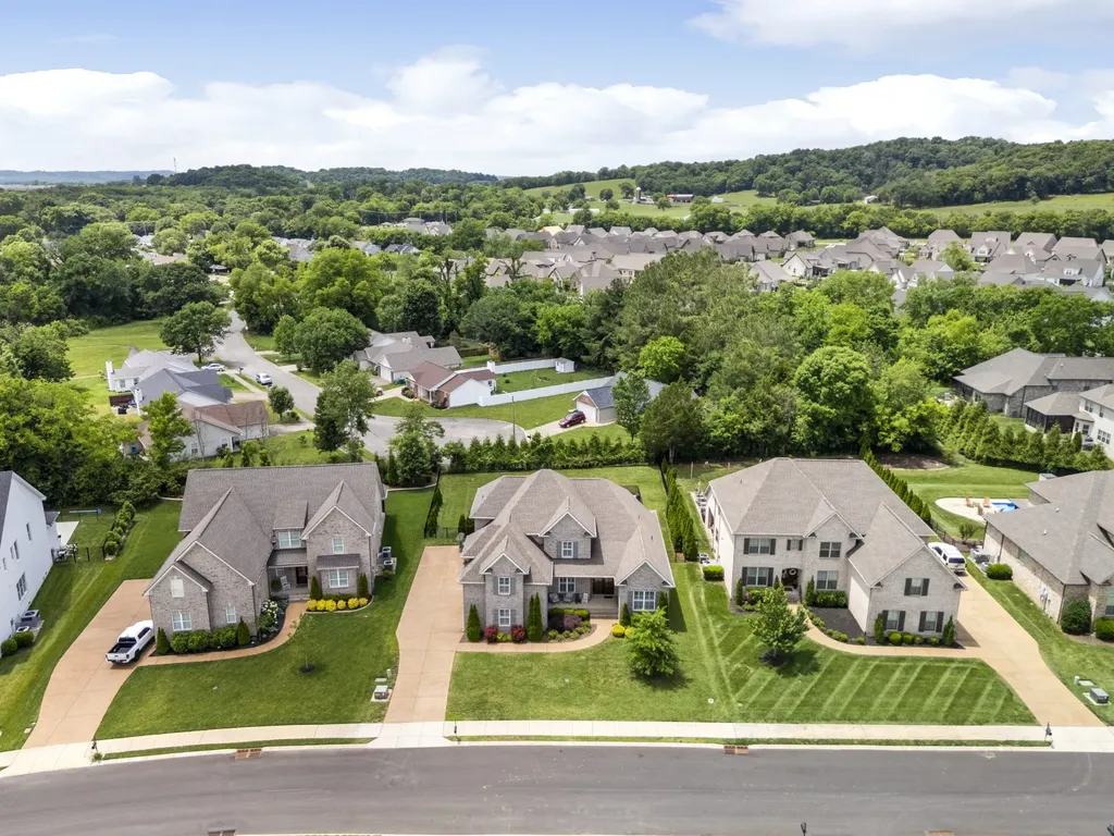 2057 Autumn Ridge Way Spring Hill TN 37174