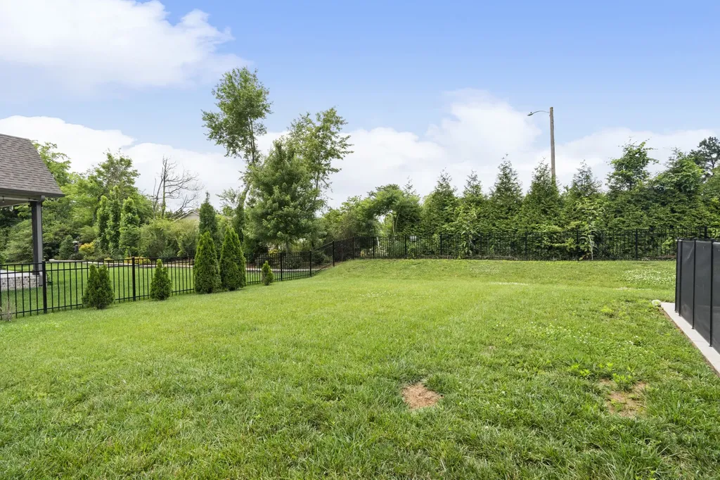 2057 Autumn Ridge Way Spring Hill TN 37174