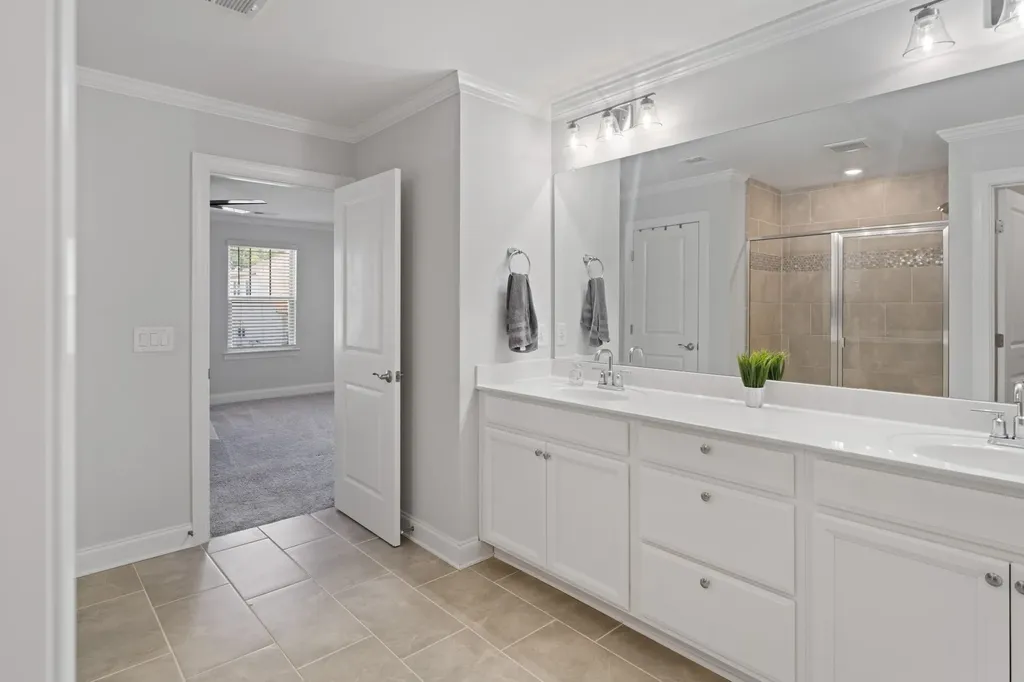 3562 Four Leaf Way Antioch TN 37013