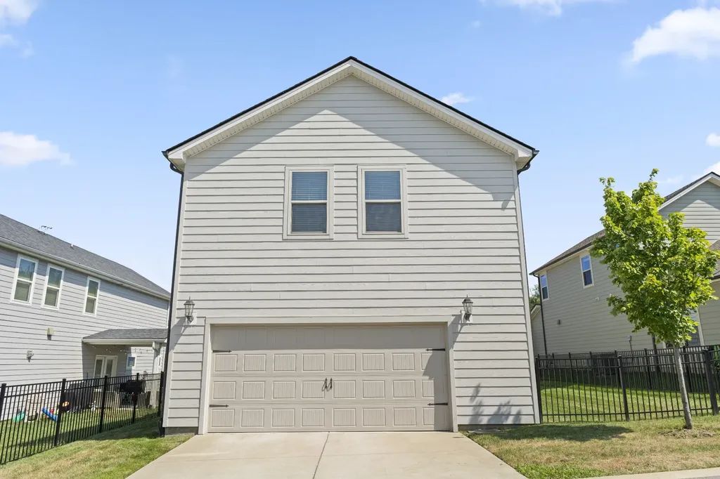 3562 Four Leaf Way Antioch TN 37013
