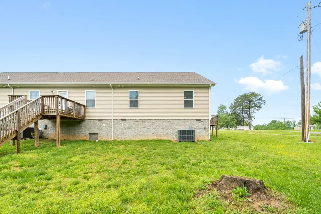 1709 Evans Road Clarksville TN 37042